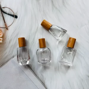 10ml 15ml Clear Glass Roll-On Bottles with Bamboo Lid for Essential Oil or Perfume