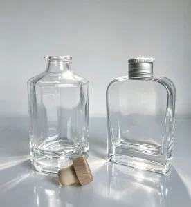 250ml 200ml 700ml Super Flint Glass Bottles for Whiskey Rum Brandy Tequila and Spirits OEM ODM