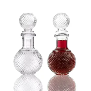 250ml Crystal-Clear Soda-Lime Glass Beverage Bottle with Spherical Lid Slender Checkered Body