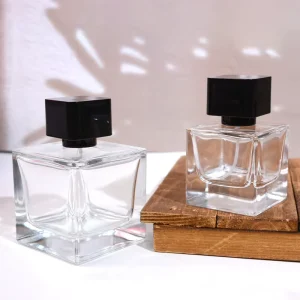 30ml 50ml 100ml Square Glass Perfume Bottles with Personalized Design
