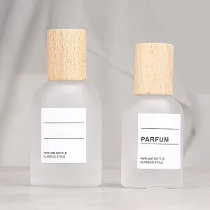 30ml 50ml Frosted Glass Spray Perfume Bottle with Wooden Cap Customized Label Empty Perfume Dispenser