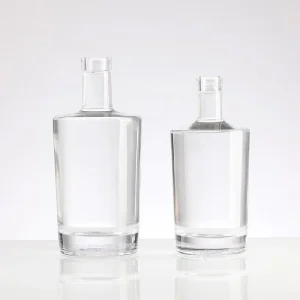 500ml 700ml 750ml Clear Glass Bottles for Whiskey Gin Rum Brandy Vodka and Tequila