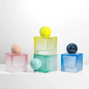 50ml Cube-Shaped Gradient Frosted Colorful Glass Bottle with Thick Bottom Pump Sprayer and Spherical Cap