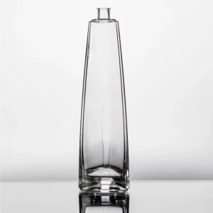 700ML Triangle Shaped Empty Glass Bottles for Spirits Magnum Bottle Wine