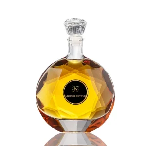 700ml Embossed Brandy XO Crystal Glass Liquor Bottle with Cork Seal for Tequila and Whisky