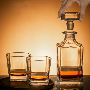 750ml Lead-Free Whiskey Decanter Set With 2 Whisky Glasses