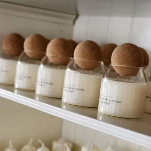 AIKUN High Borosilicate Soy Wax Smokeless Natural Clear Round Glass Jar Fragrance Scented Candle With Cork Lid Holder