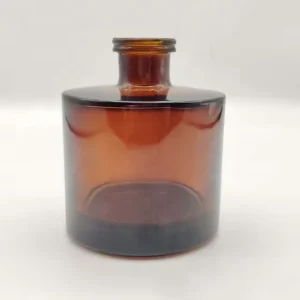 Amber Glass Reed Diffuser Bottles 50ml 100ml 150ml 200ml Cylinder Design Custom Color Cork Stopper