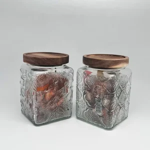 Begonia Pattern Carved Glass Canning Jam Jar with Airtight Acacia Lid for Snacks, Yogurt and Spice