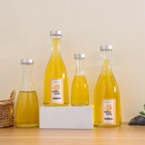 Clear Slender Lumbar Glass Wine Bottle with Screw Lid, 100ml 250ml 375ml and 500ml, for Soda Juice Brandy and Liquor