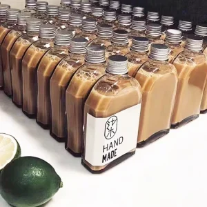 Custom 100ml 200ml 300ml 350ml 500ml 750ml 1000ml Travel Glass Bottle for Coffee Milk Juice Tea Water With Lid