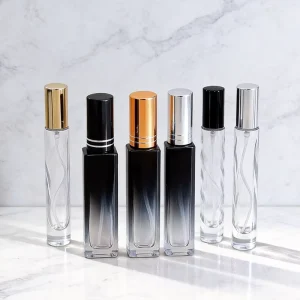 Custom 3ml 5ml 8ml 10ml 15ml Cosmetics Empty Square Travel Perfume Black Gradient Glass Bottle Vial with Sprayer Plastic Cover