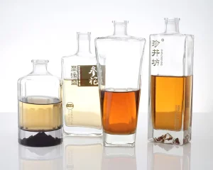 Custom Empty Glass Wine and Liquor Bottles 375ml 500ml 7000ml and 750ml Transparent Vodka Bottle