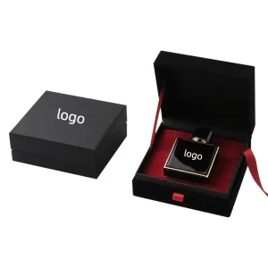 Custom Logo Embossed Rigid Cardboard Cosmetic Perfume Gift Box with Magnetic Closure
