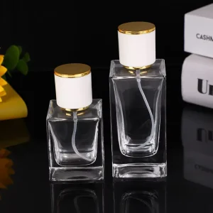 Custom Square 30ml 50ml Glass Cosmetic Perfume Spray Bottle with Spray Cap