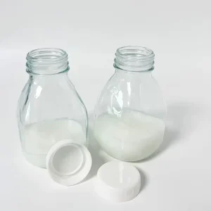 Custom Squat Glass Coffee Creamer Bottle Smoothie Juice Milk Jug with Plastic Lid