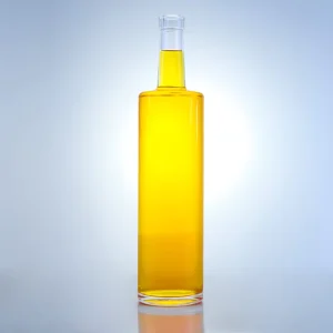 Customizable 700ml or 750ml Flint Glass Beverage Bottle with Cork Stopper and Custom Printing for Oil