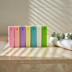 Customized Color 10ml Plastic Travel Perfume Spray Bottle with Glass Inner Body