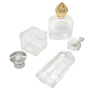 Customized Logo High Quality 30ml 50ml 100ml Clear Refillable Glass Perfume Bottle with Hot Stamping