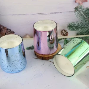 Customized Soy Wax Egg-Shaped Glass Jar Scented Candle with Assorted Scents