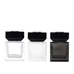 Empty Square Glass Reed Diffuser Bottle with Customizable Surface Printing Home Decor Fragrance Display Ornament