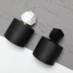 Factory Price 30ml 50ml 100ml Matte Black Short Cylindrical Glass Perfume Bottle for Boutique Scent Brand