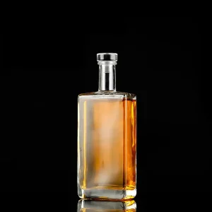 Factory Recyclable 700ml 750ml Glass Wine Bottles Vodka Whisky Rum Glass Bottle with Cork