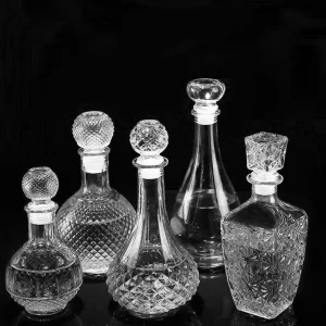Factory Supply 50ml Glass Wine Bottles with Lid for Fruit Wine and Beverage