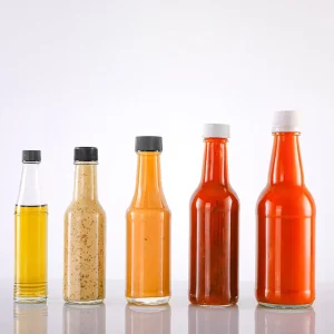 Food Container Custom Empty 5 oz 10 oz Clear Glass Woozy Bottles with Black Plastic Lid for Sauce