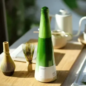 Food-Grade Glass Beverage Bottle with Screw Cap, 250ml and 500ml, for Cold Beverages Juice Tequila and Brandy