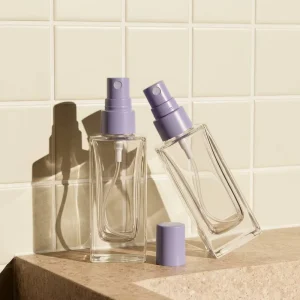 Gentle Fine Mist Spray Bottle Clear Glass Cosmetic Bottles 50ml Room Outdoors Skincare Spray Glass Bottle With Light Bule Cap