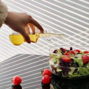 High Borosilicate Glass Oil Dispenser Bottle 240ml Clear Food-Safe Heatable