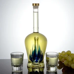 High Borosilicate Handmade Clear Glass Wine Bottle 750ml with Tequila and Agave Plant in Bottle