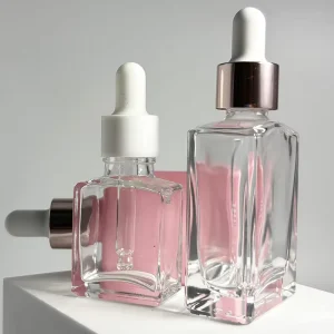 High Quality 15ml 30ml Square Clear Glass Essential Oil Bottles with Dropper for Skin Care Serum Face Cream & Eye Drop in Carton