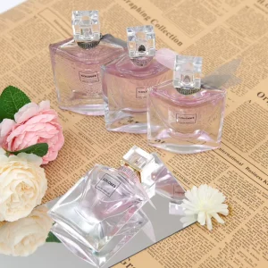 High Quality Luxury Design 30ml 50ml Glass Manufacture Beautiful Perfume Bottle