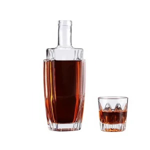 Household Crystal Glass Beverage Dispensing Bottle for Juice, Milk, Tea, Spirits and Fruit Wine