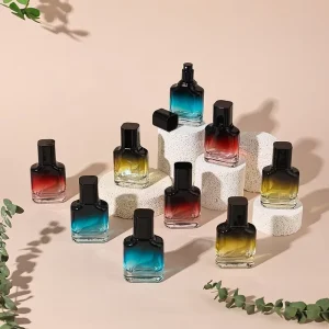 Low MOQ Glass Bottle with Mist Spray Pump 30 ml Square Shape Perfume Bottle with Gradient Color