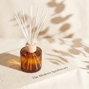 Luxury 250ml Glass Bottle Shape Empty Aroma Fragrance Container Screw Cap Thick Bottom Essential Oil Brands Screen Printing