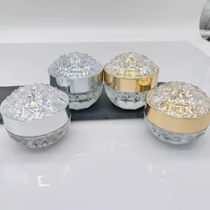 Luxury 30g 50g Refillable Shining Style Glass Jar With Spoon Gold Silver Clear Round Short Screw Cap Skincare Cosmetic Packaging