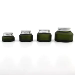 Luxury Skin Care Packaging Custom Logo Cosmetic Jar With Aluminum Cover 15 30 50 100g Green Empty Frosted Glass Cosmetic Jars
