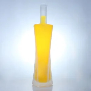Manufacturer Glass Vodka and Liquor Bottle with Cork, 500ml, 700ml, or 750ml