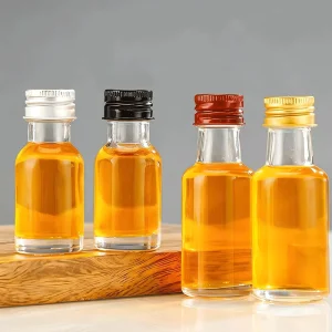 Mini Square Clear Food Grade Glass Liquor Bottle 20ml 25ml 30ml 50ml with Aluminum Screw Cap