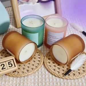Multi-Color Soy and Gel Wax Scented Candle Gift Set Cotton Wick Glass Jar Beeswax Aromatherapy Custom Logo