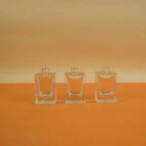 New Designs 30ml Transparent Glass Perfume Bottles for Cosmetic Packaging