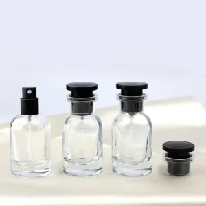 Newly designed empty luxury perfume bottles 30ml and 50ml transparent glass perfume bottles with caps