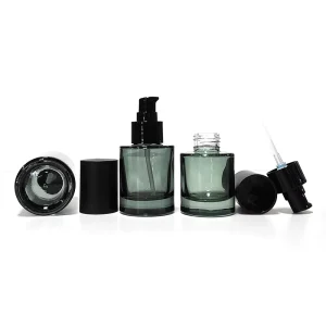 Popular Amber Dark Green Flat Shoulder Glass Bottle For Cosmetic Packaging