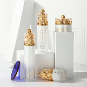 Popular Customized Luxury Cosmetic Set Glass Bottle Jar Skincare Packaging Set with Toner Lotion Cream Serum Glass Bottles