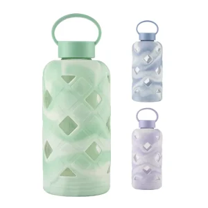 Product Outdoor Gym Use Borosilicate Glass Drinking Bottles With Silicone Sleeve Glass Water Bottle