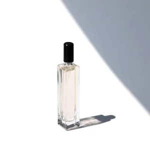 Rectangular 60ml Square Retro Parfum Glass Bottle Screw Perfume Spray Bottle With Black Cap
