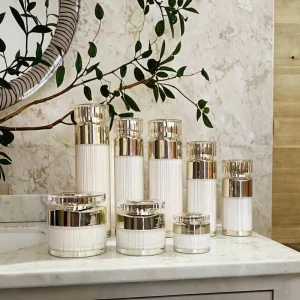 Refillable Cosmetic Bottles Airless Pump Jars Cream Containers Perfume Spray and Dropper Bottles for Skincare